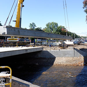 Veterans Memorial Boulevard Bridge